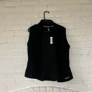 Women’s black vineyard vines vest size small brand new with tags
